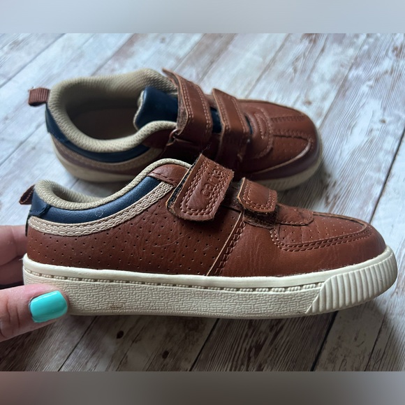 Carter’s Toddler Sneakers - Picture 4 of 10